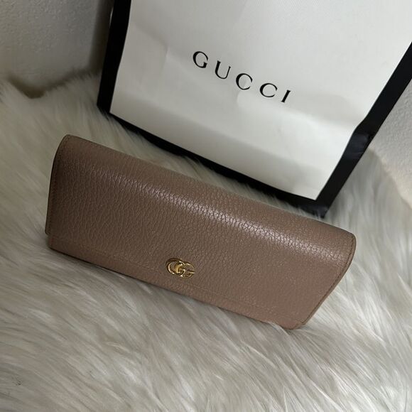 💯Authentic Gucci Zipped Around Long Wallet 🍀 - Picture 5 of 16